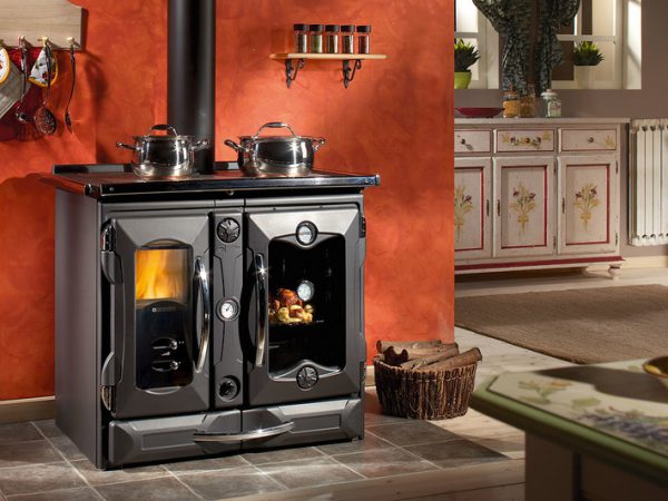 b shop 163 600x450 - Piec kuchenny na drewno z płaszczem wodnym  La Nordica TermoSuprema Compact DSA