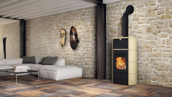 tl fl03 600x338 - Piecyk na drewno z płaszczem wodnym Flamma 14 kW Ceramika