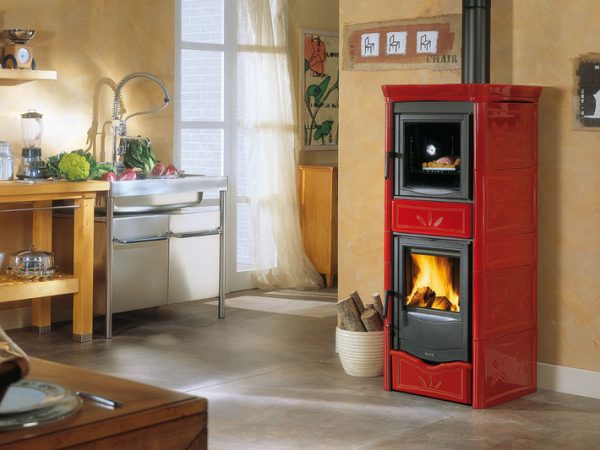 b shop 70 600x450 - Holzkachelofen mit Backofen LaNordica Extraflame Nicoletta Con Forno