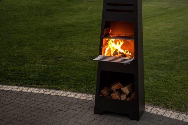 torre poziom 01 600x400 - Torre garden fireplace with a grate