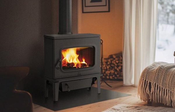 Jotul F 405 jpg int 600x384 - Klasyczny żeliwny piec na drewno  Jøtul F 405