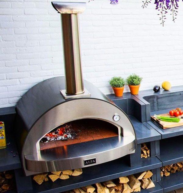 4 pizze outdoor living garden pizza oven 1200x750 Kopia 600x633 - Piec do pizzy Alfa Forni 4 PIZZE szary