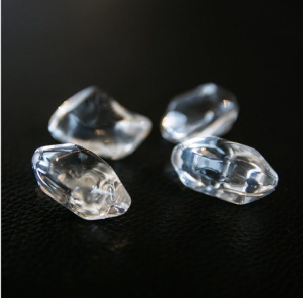 Kamyki ozdobne FIRE GLASS krysztal transparent 2 600x590 - Decorative stones FIRE GLASS - transparent crystal