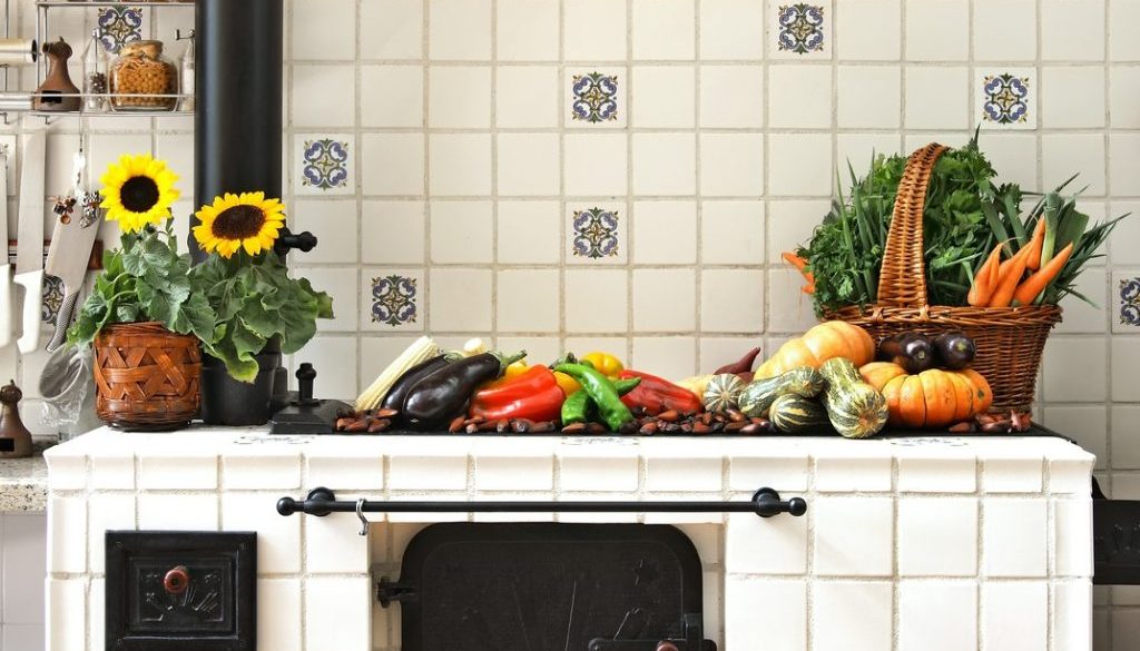 kominek kaflowy z piekarnikiem